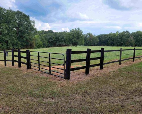 macon-40-pic-gate macon-40-pic-gate